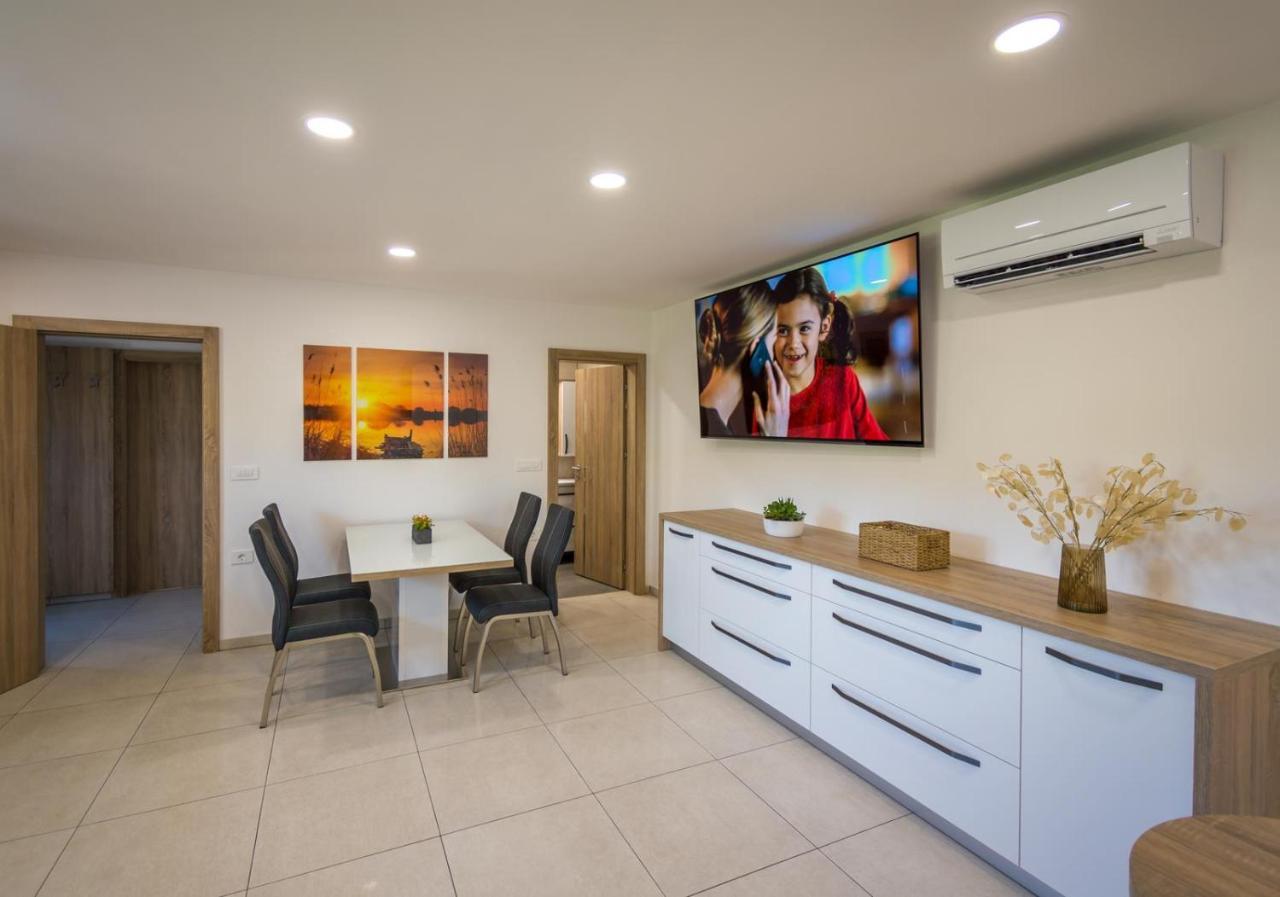 Apartments Relax Порторож Екстер'єр фото